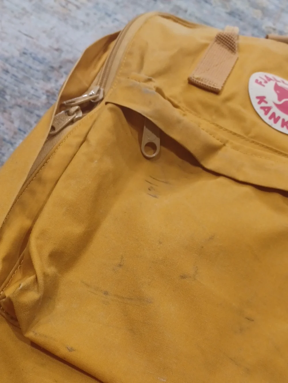Fjallraven dark mustard